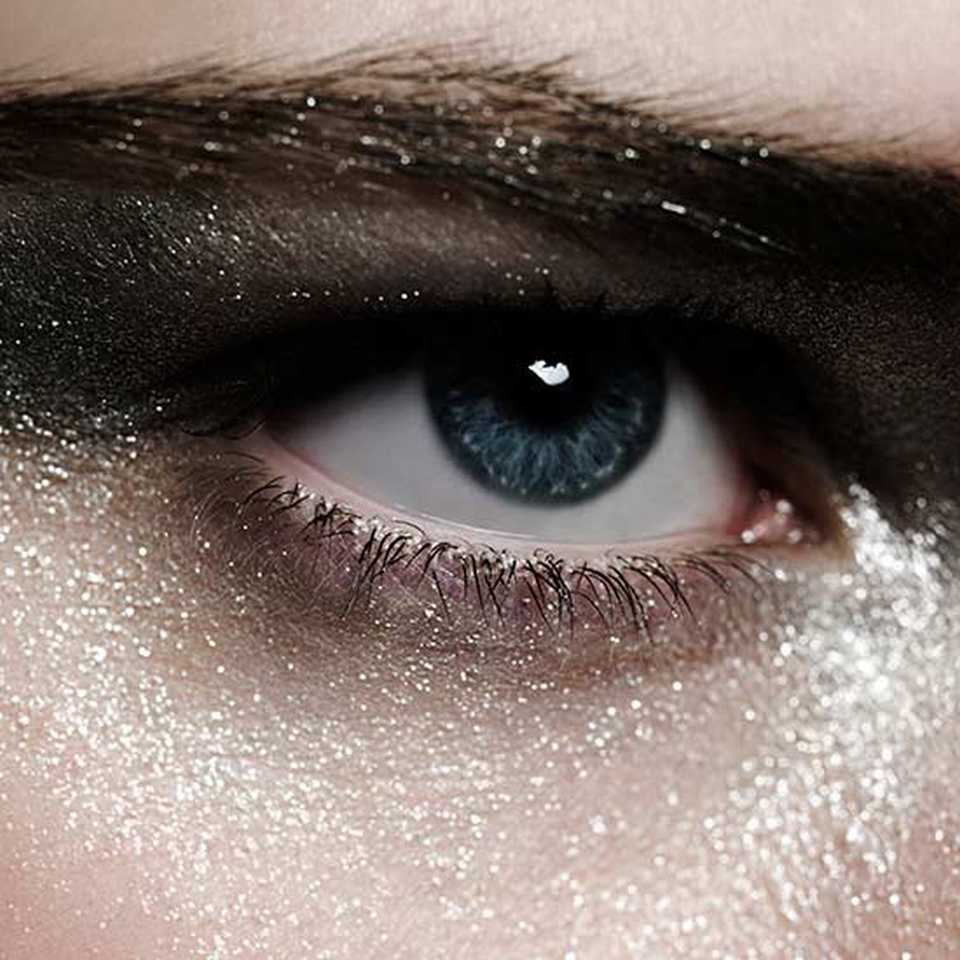 Makeup-Inspired -htoa5sc3deh